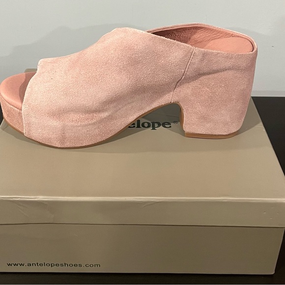 Antelope K21 Taja Blush Suede, size 41, - Picture 1 of 11